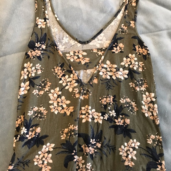 American Eagle Soft and Sexy Floral Tank Top - Picture 4 of 5